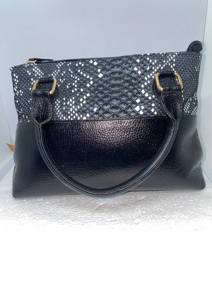 BBM53 - Bolso mini tipo baúl de cuero Graso para dama