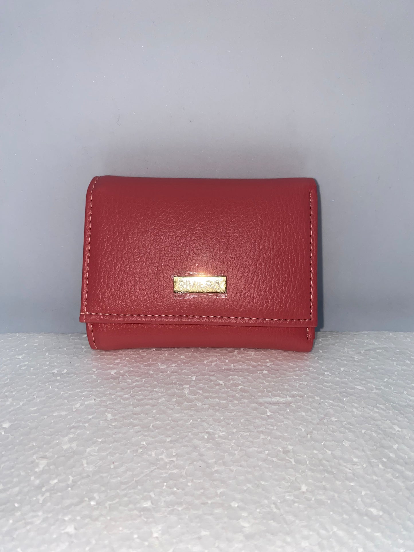 W7263 - Wallet sintética para dama pequeña Marca Riviera