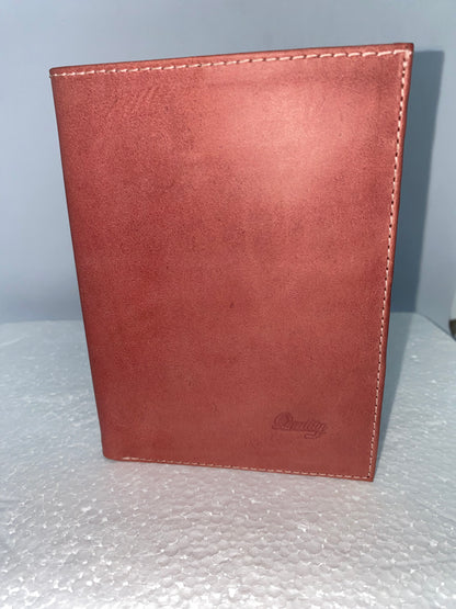 PP538 - Tarjetero porta pasaporte de cuero Graso marca Quality Leather
