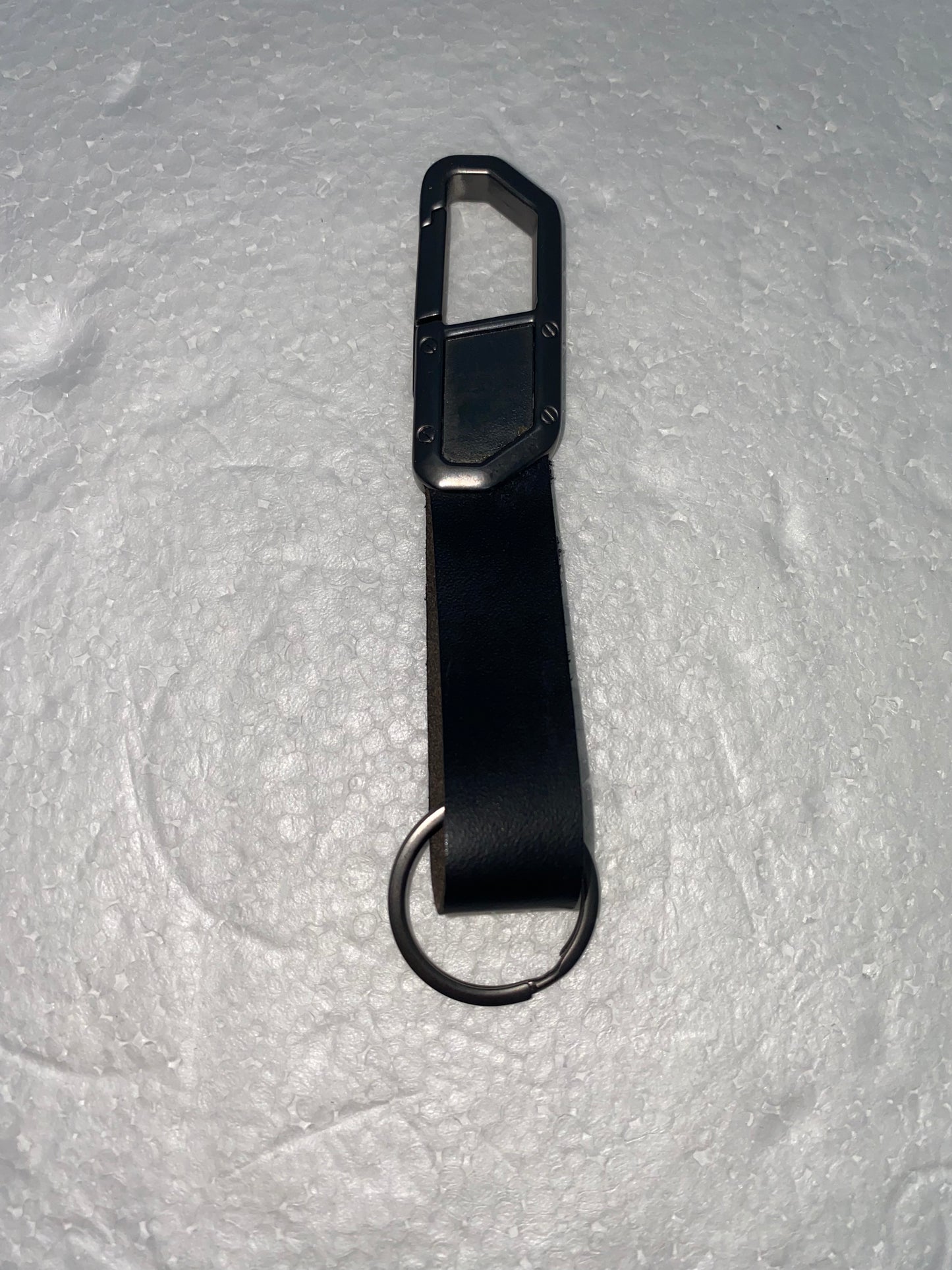 LL1859 - Llavero de cuero Graso con clinch metalico