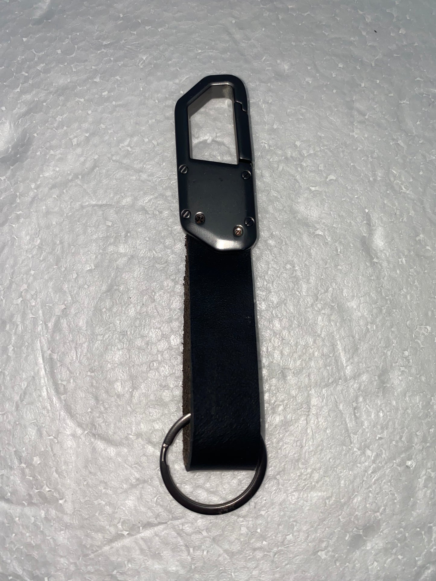 LL1859 - Llavero de cuero Graso con clinch metalico