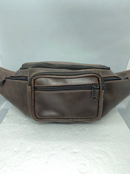 CGG215 - Canguro de cuero graso mediano marca Quality Leather