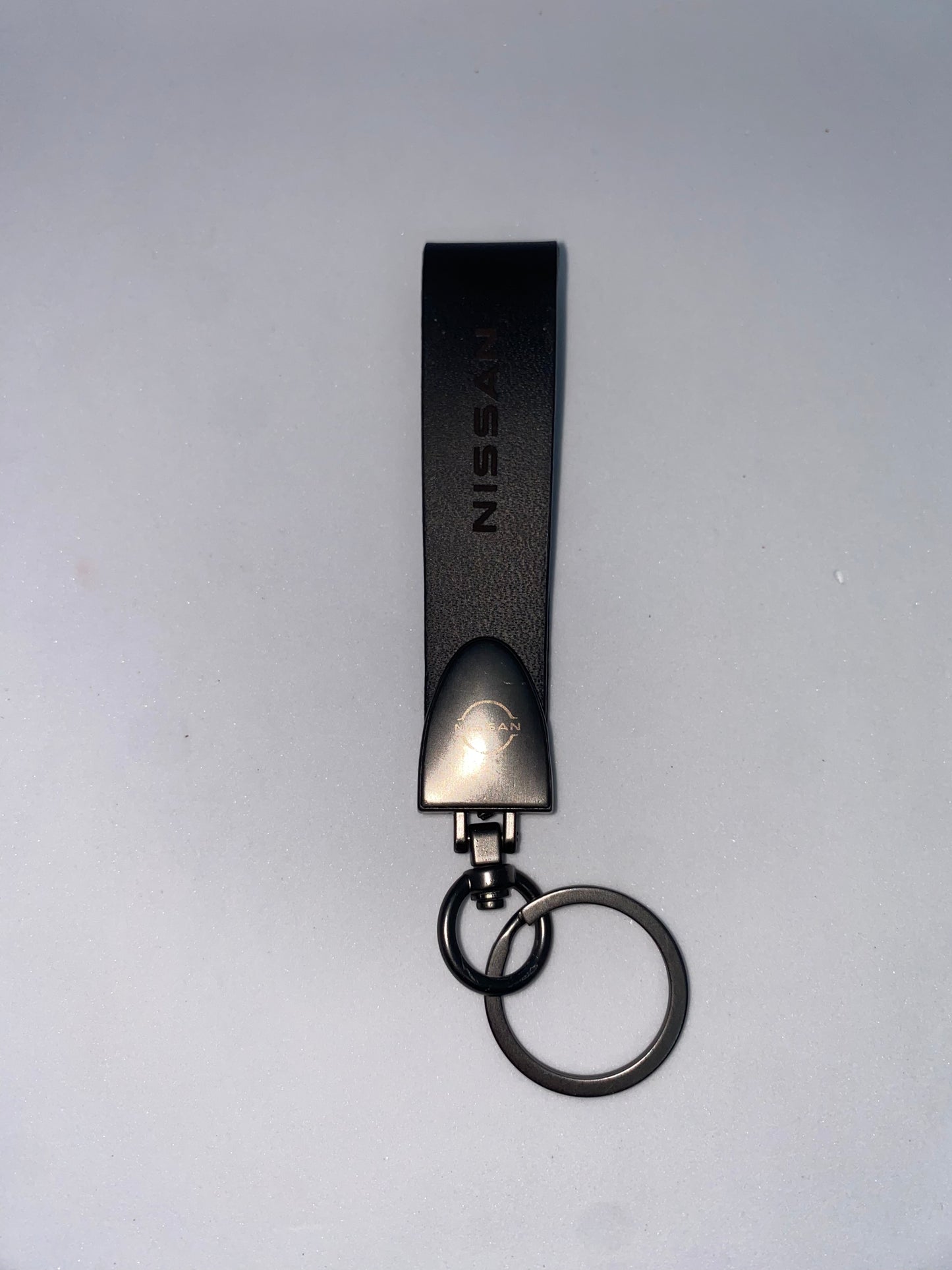 LLY12 - Llavero de cuero Graso de marcas