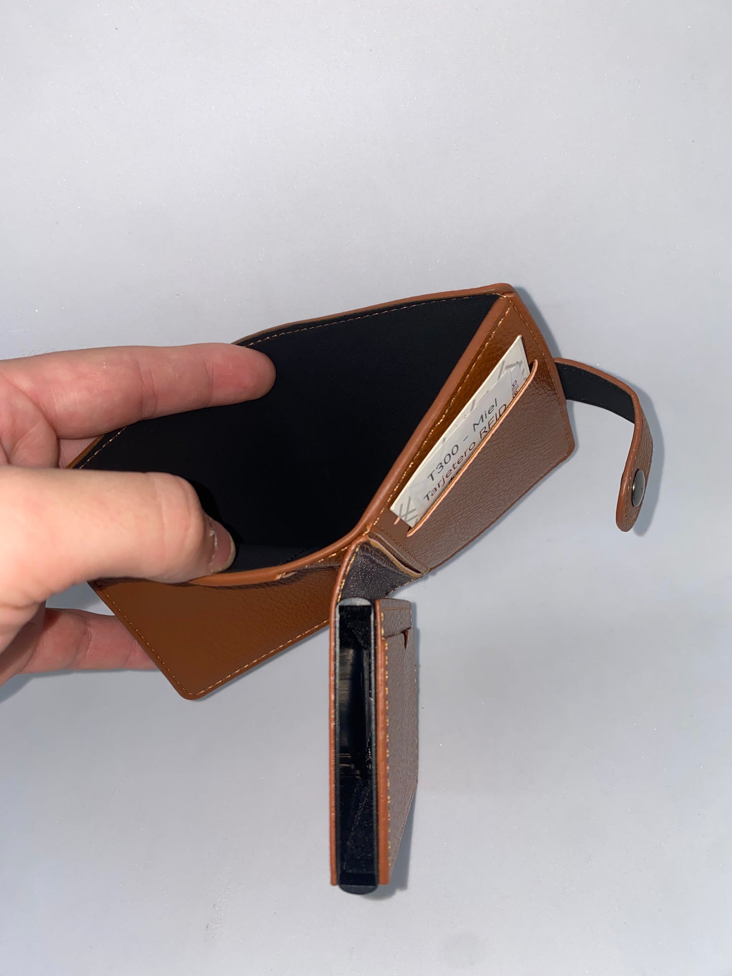 T300 - Billetera tarjetero con protección RFID
