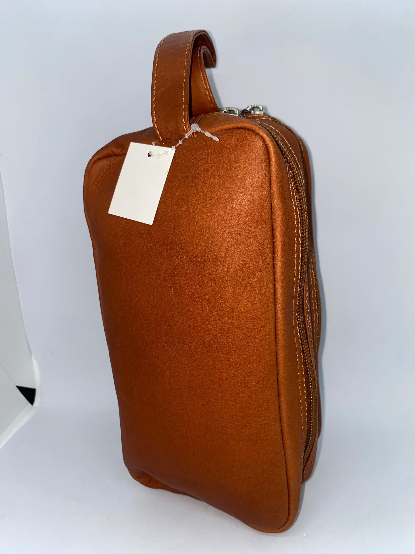 MN330 - Mani Cartera de cuero Tula Mediana marca Quality leather