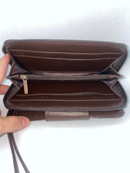 W009 - Wallet de cuero Graso con muñequera de Alba