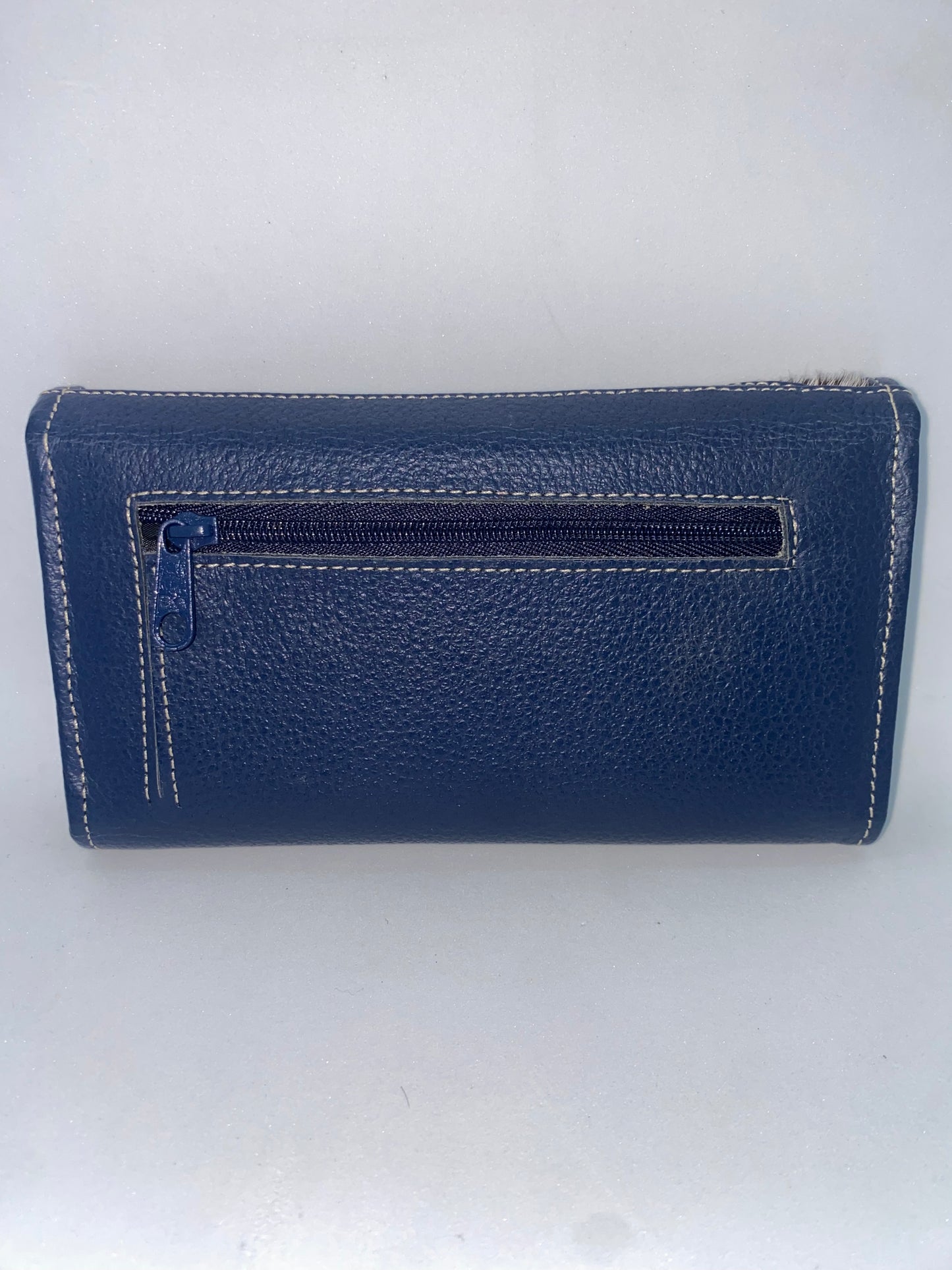 WT35 - Wallet de cuero Tala con pelaje marca Quality Leather