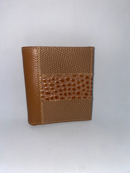 T505M - Tarjetero de cuero Graso con monedero marca Quality Leather