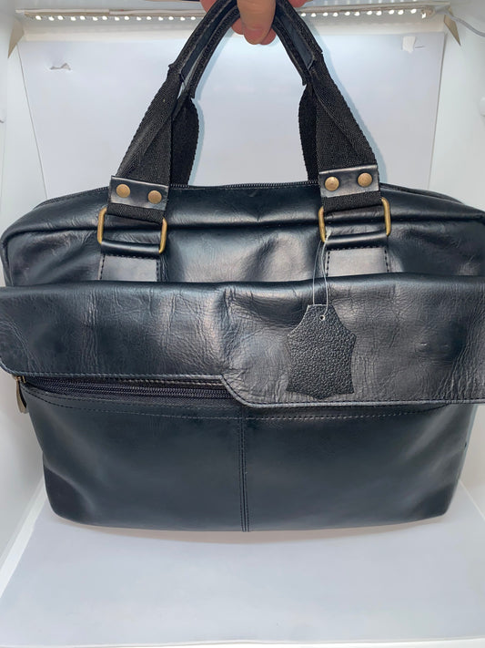 ME602 - Maletin ejecutivo de cuero Graso marca Quality Leather