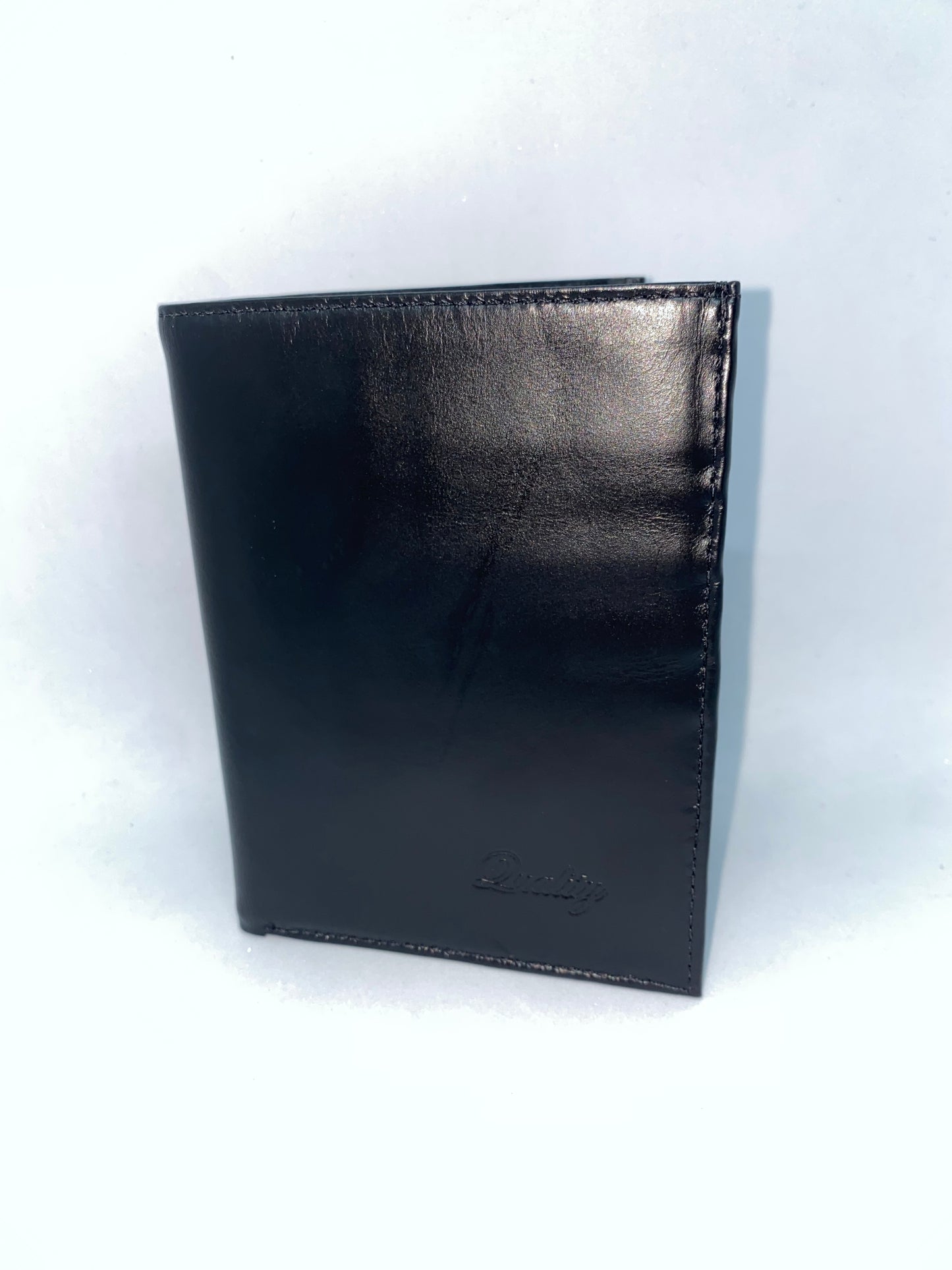 PP27 - Tarjetero porta pasaporte de cuero marca quality