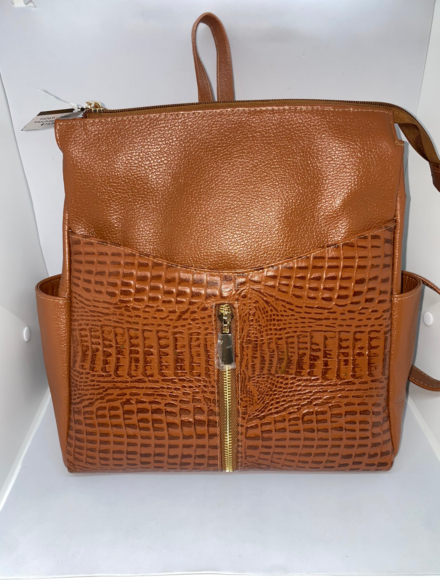 MZ69 - Mochila de cuero Graso para dama marca Quality Leather