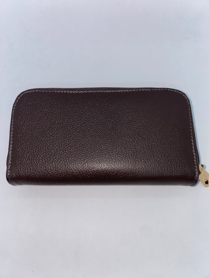 W8776 - Wallet de cuero para dama marca Riviera con diseño de mariposa