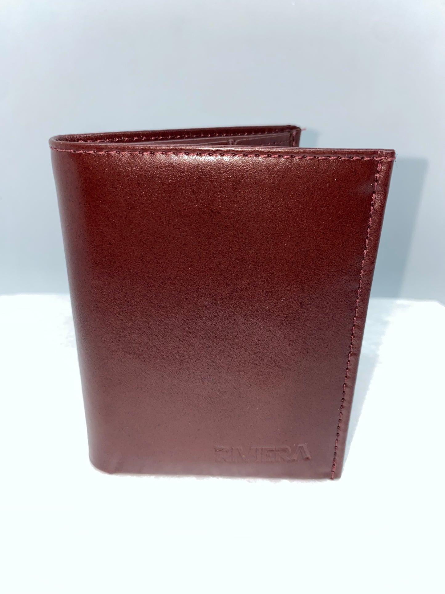 B097 - Billetera de cuero Graso marca Riviera
