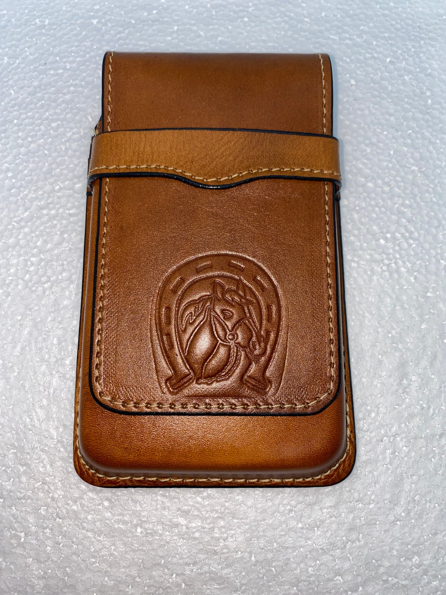 PC18V - Porta celular de cuero tala
