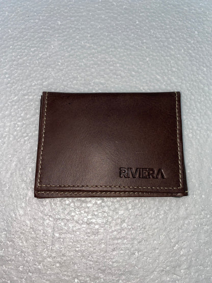 PB6133 - Tarjetero pisa billete de cuero graso marca Riviera