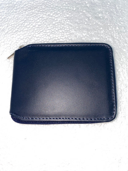 B021 - Billetera de cuero con zipper y broche