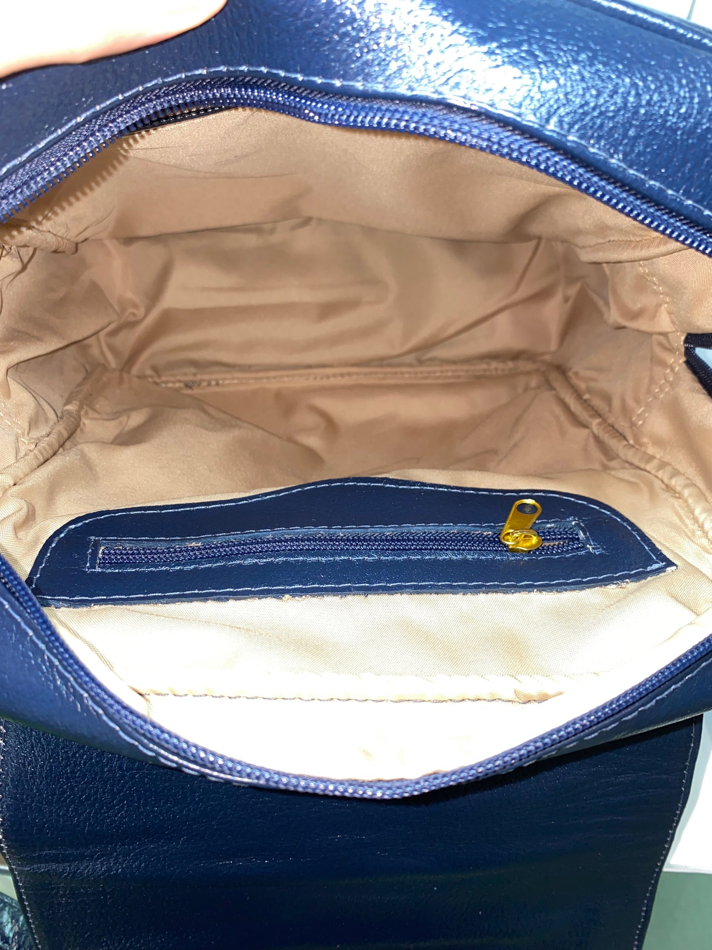 MD85 - Mochila de cuero Graso para dama marca Quality Leather