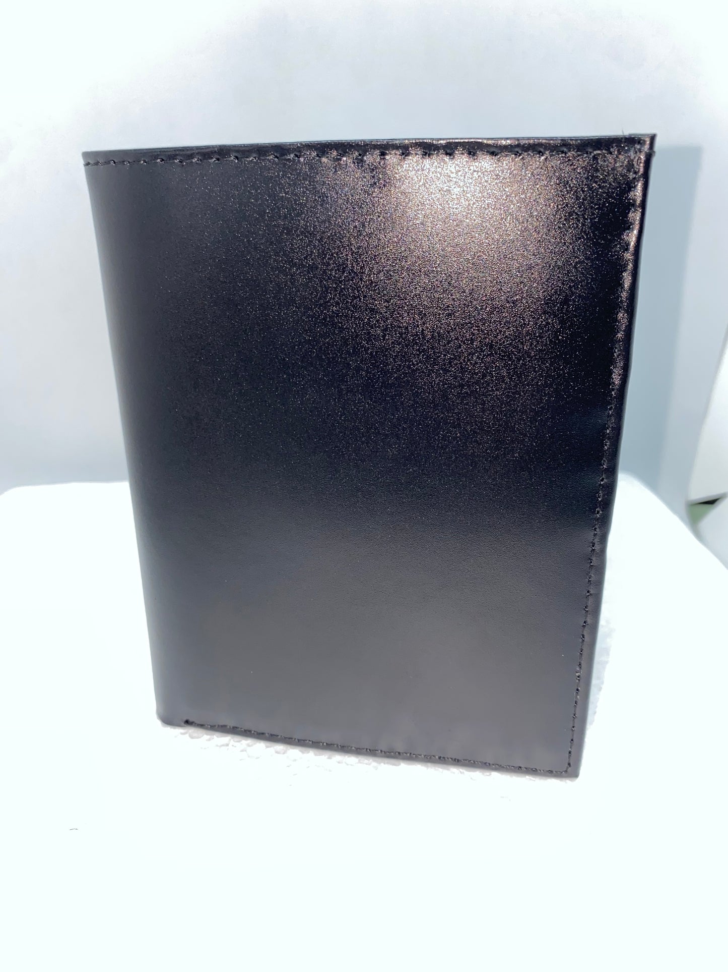 PP26 - Tarjetero de cuero porta pasaporte de cuero