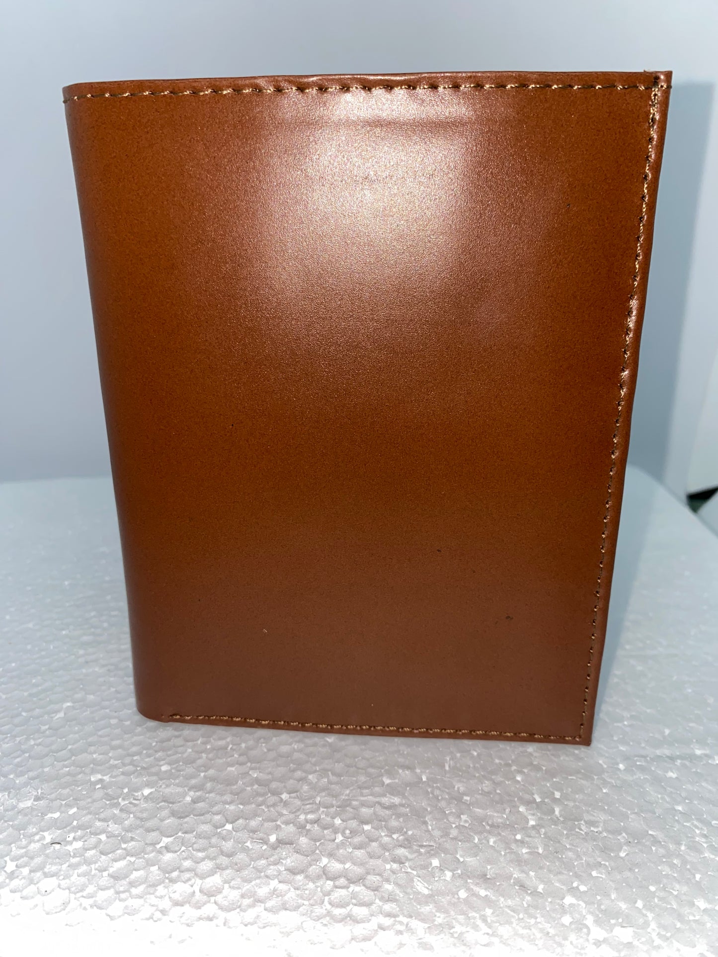 PP26 - Tarjetero de cuero porta pasaporte de cuero