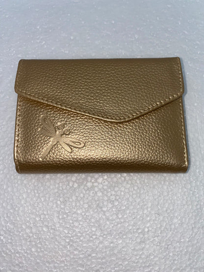W202 - Wallet de cuero para dama con libelular marca Quality Leather