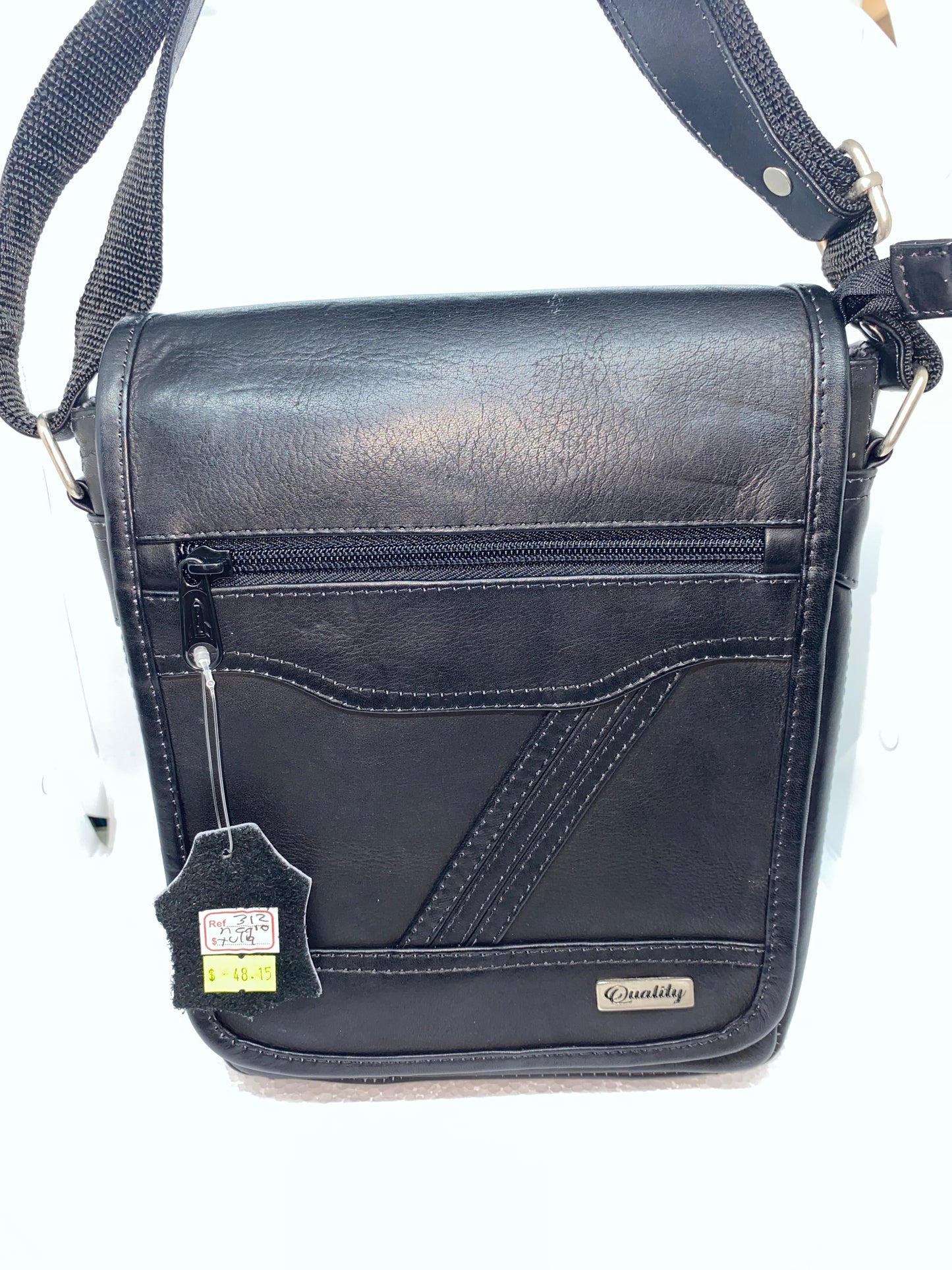 C312 - Carriel de cuero Tula mediano marca Quality Leather
