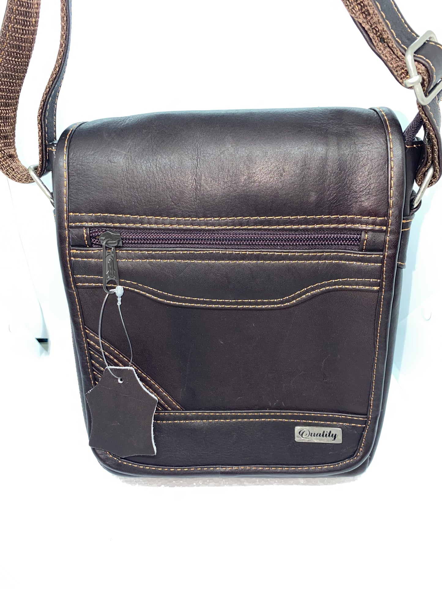 C312 - Carriel de cuero Tula mediano marca Quality Leather
