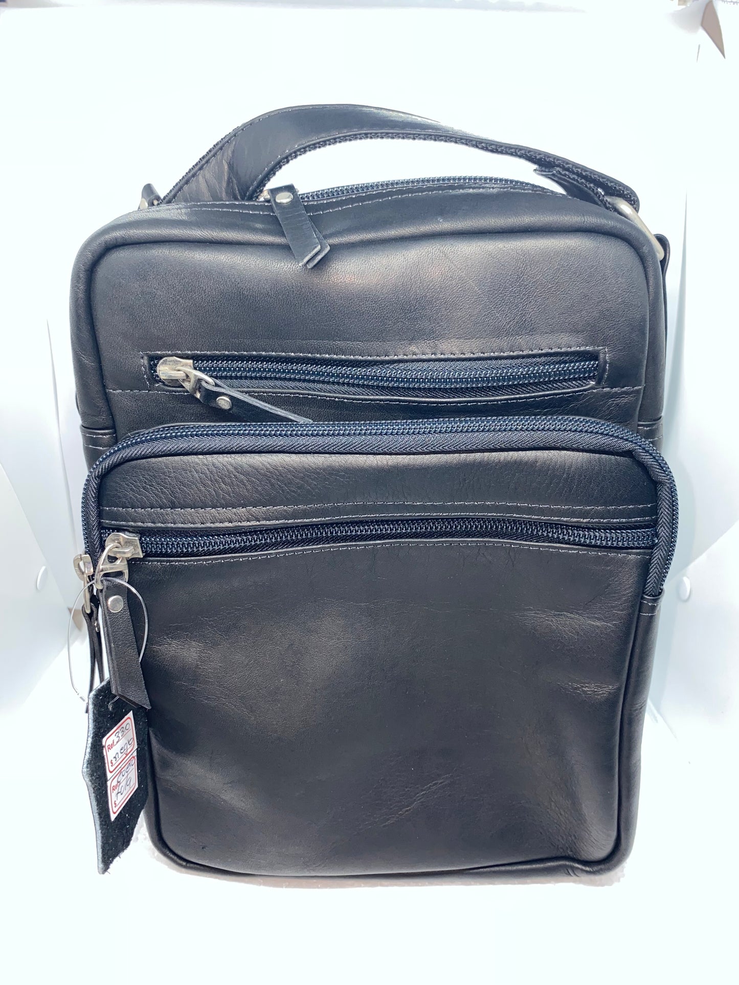 C330 - Carriel de cuero Tula grande marca Quality Leather