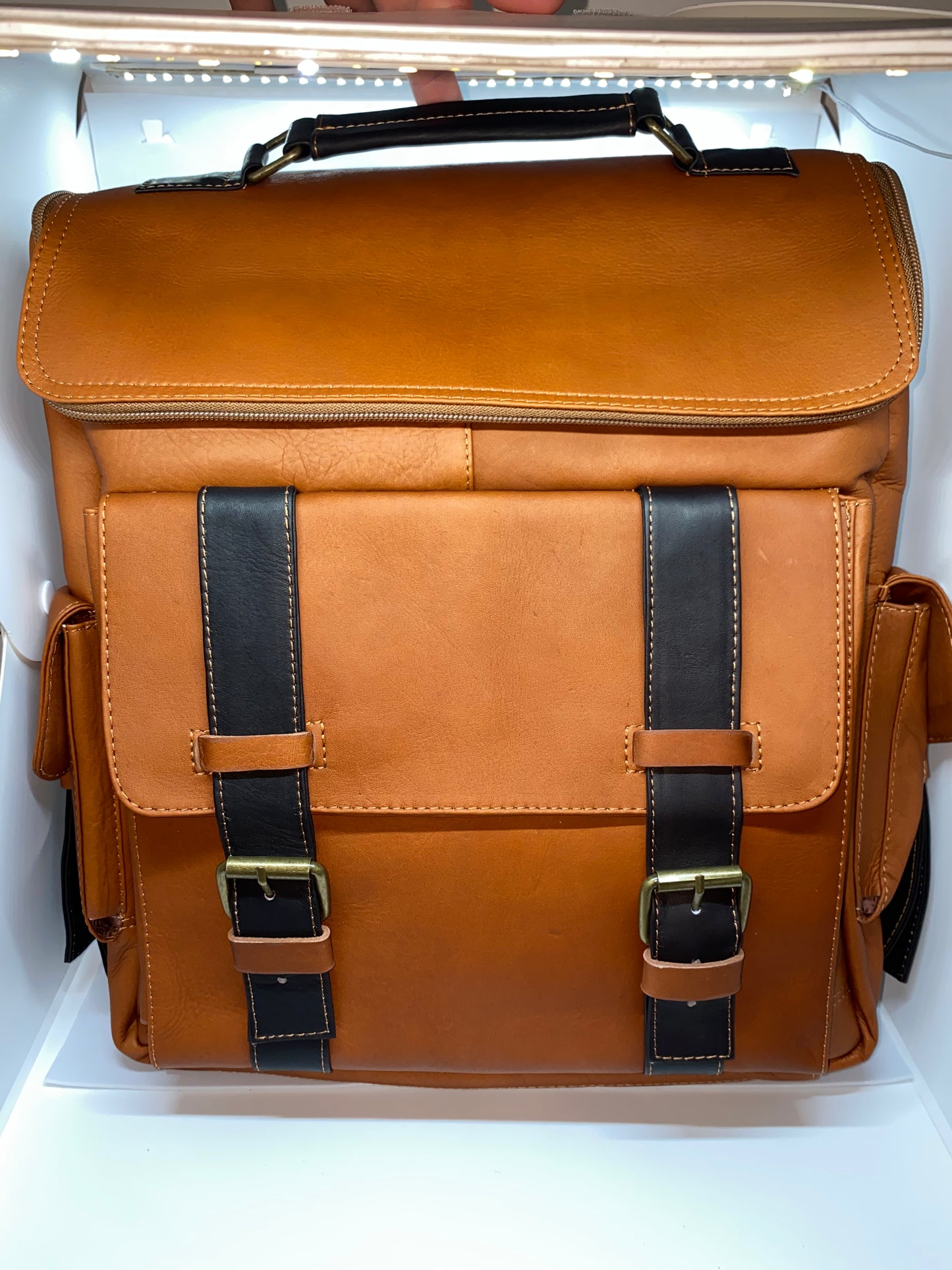 ME90 - Mochila de cuero Tula tipo scout marca Quality Leather