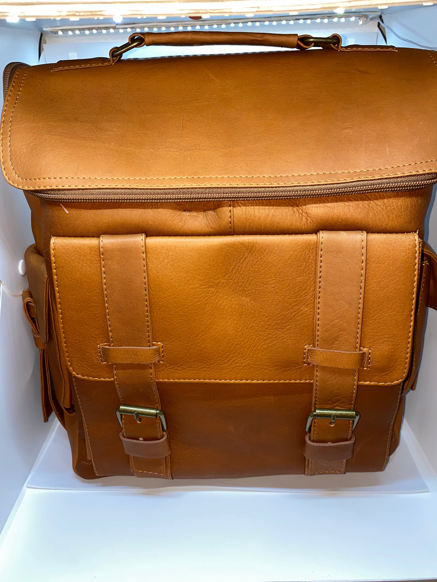 ME90 - Mochila de cuero Tula tipo scout marca Quality Leather