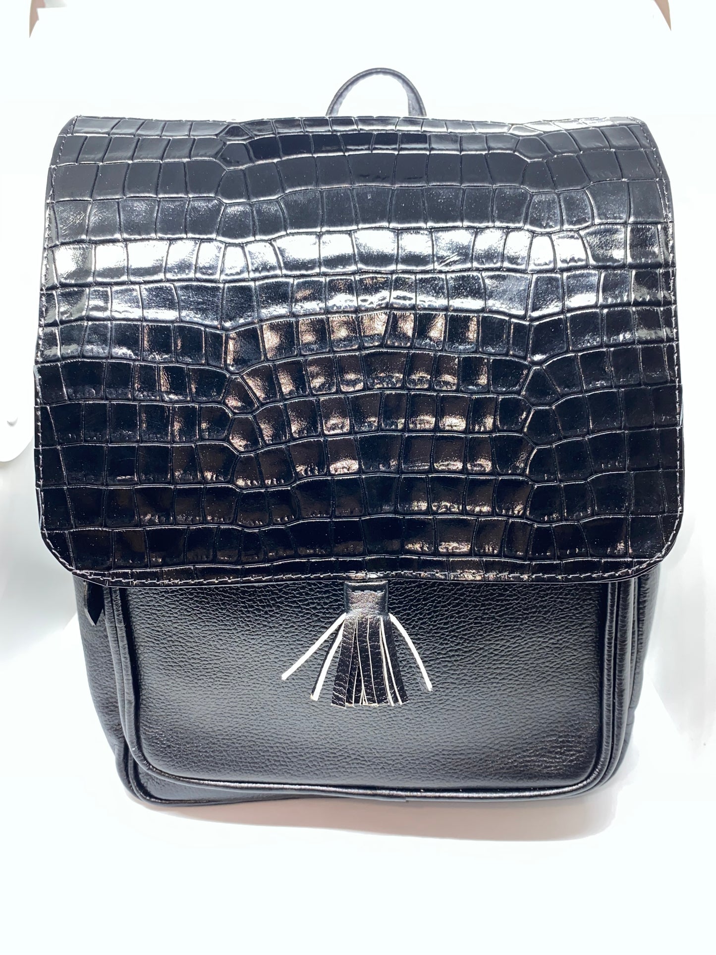 MD85 - Mochila de cuero Graso para dama marca Quality Leather